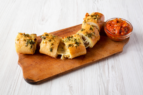 Pão de Alho com Queijo Mussarela