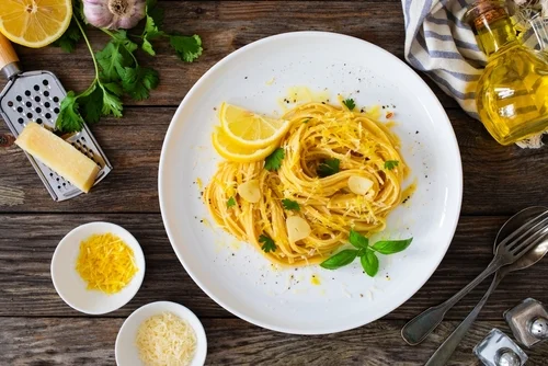 Qual a diferença entre linguine e espaguete?